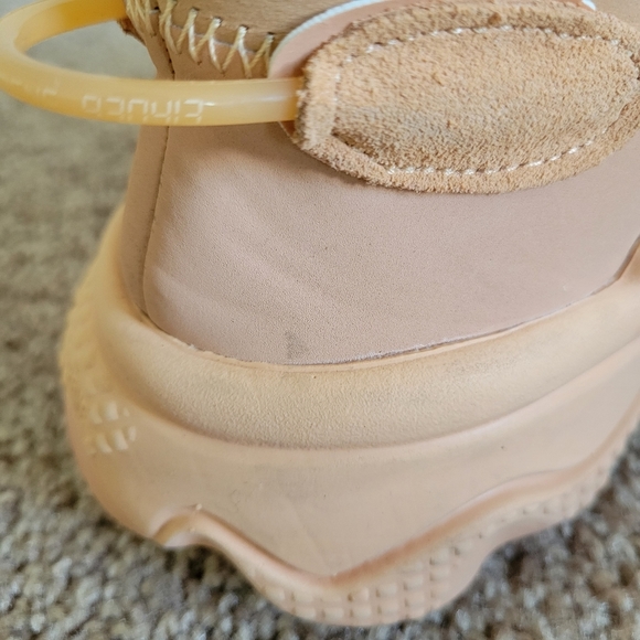 ADIDAS Men's Originals OZWEEGO Glow Orange FZ1962 Size 12 - Picture 10 of 14